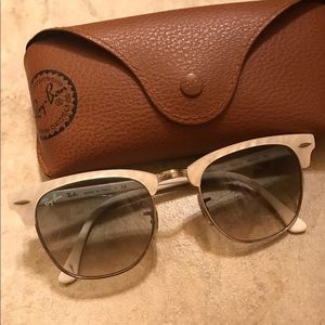 White RAY-BAN Clubmasters